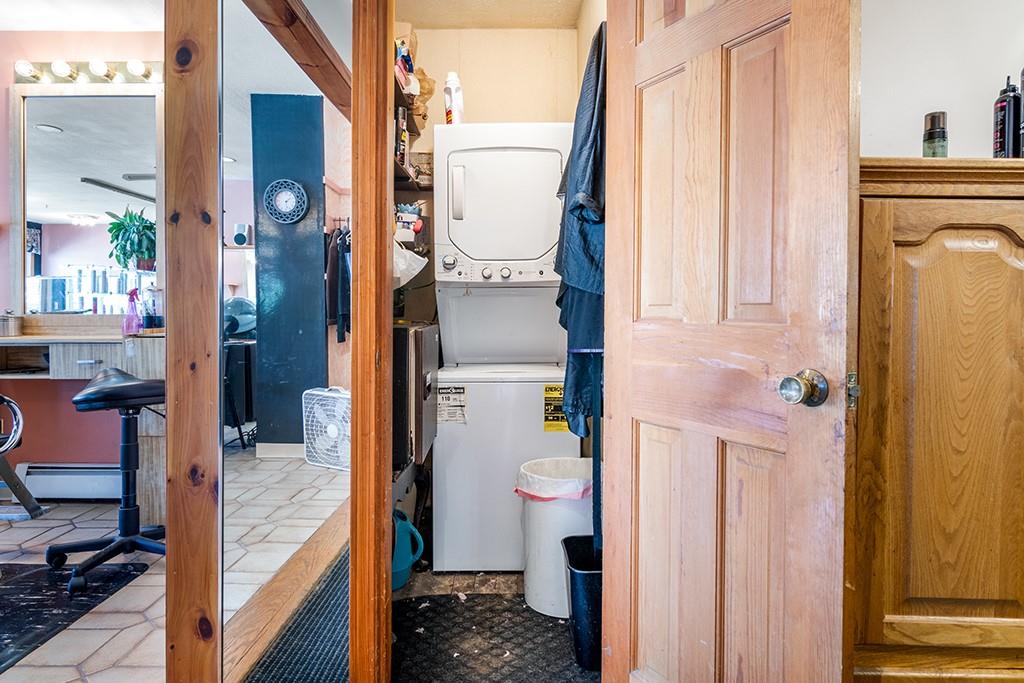 1822 1824 Warwick Avenue Property Photo 17