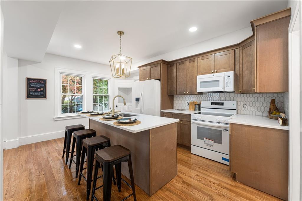 784 Victory Highway Property Photo 1