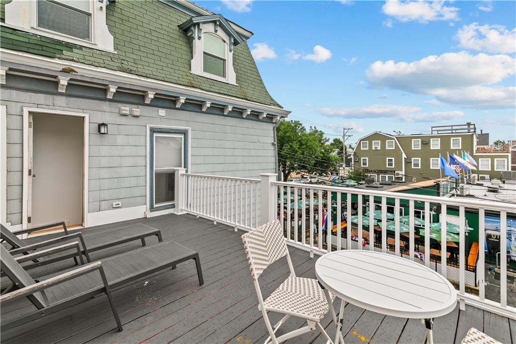 491 493 Thames Street Property Photo 15