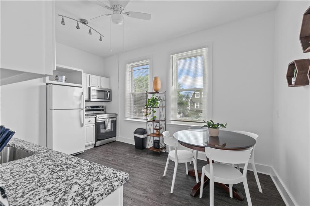 491 493 Thames Street Property Photo 18