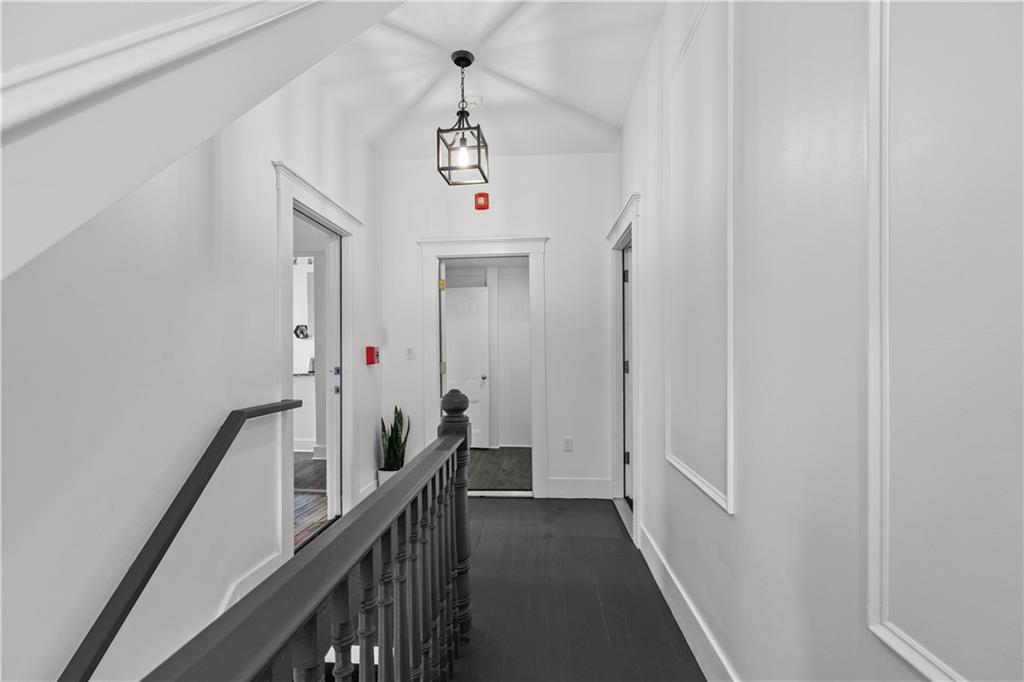 491 493 Thames Street Property Photo 21