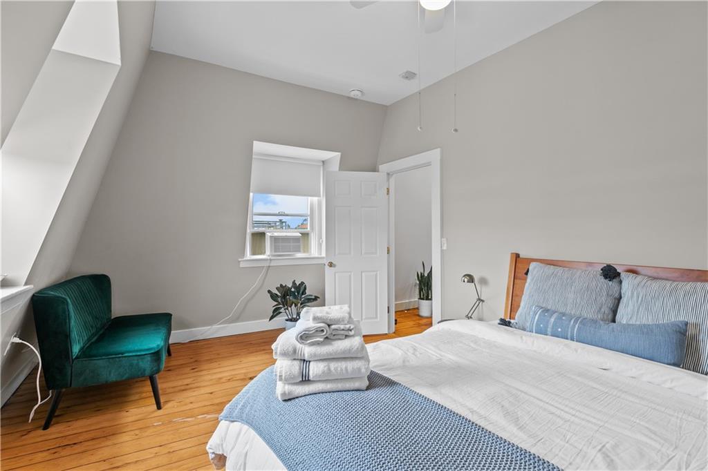 491 493 Thames Street Property Photo 28