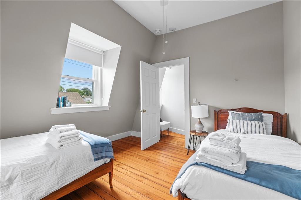 491 493 Thames Street Property Photo 29