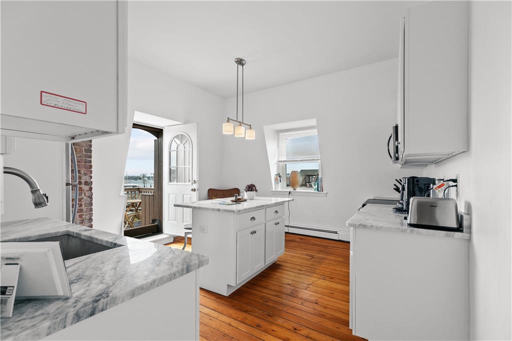 491 493 Thames Street Property Photo 31