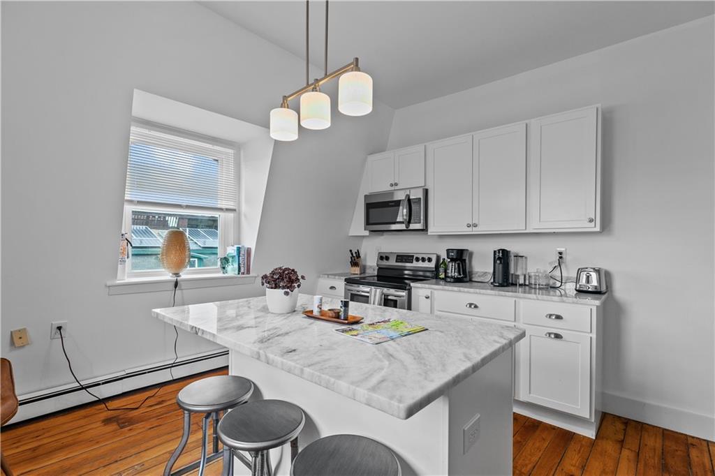 491 493 Thames Street Property Photo 32
