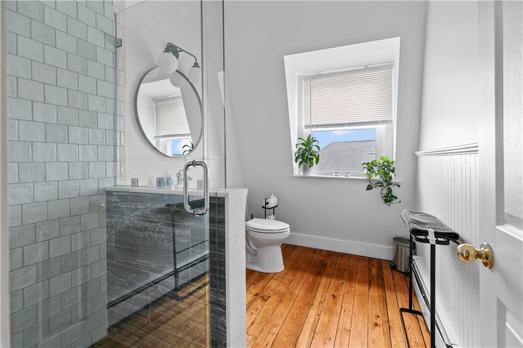 491 493 Thames Street Property Photo 35