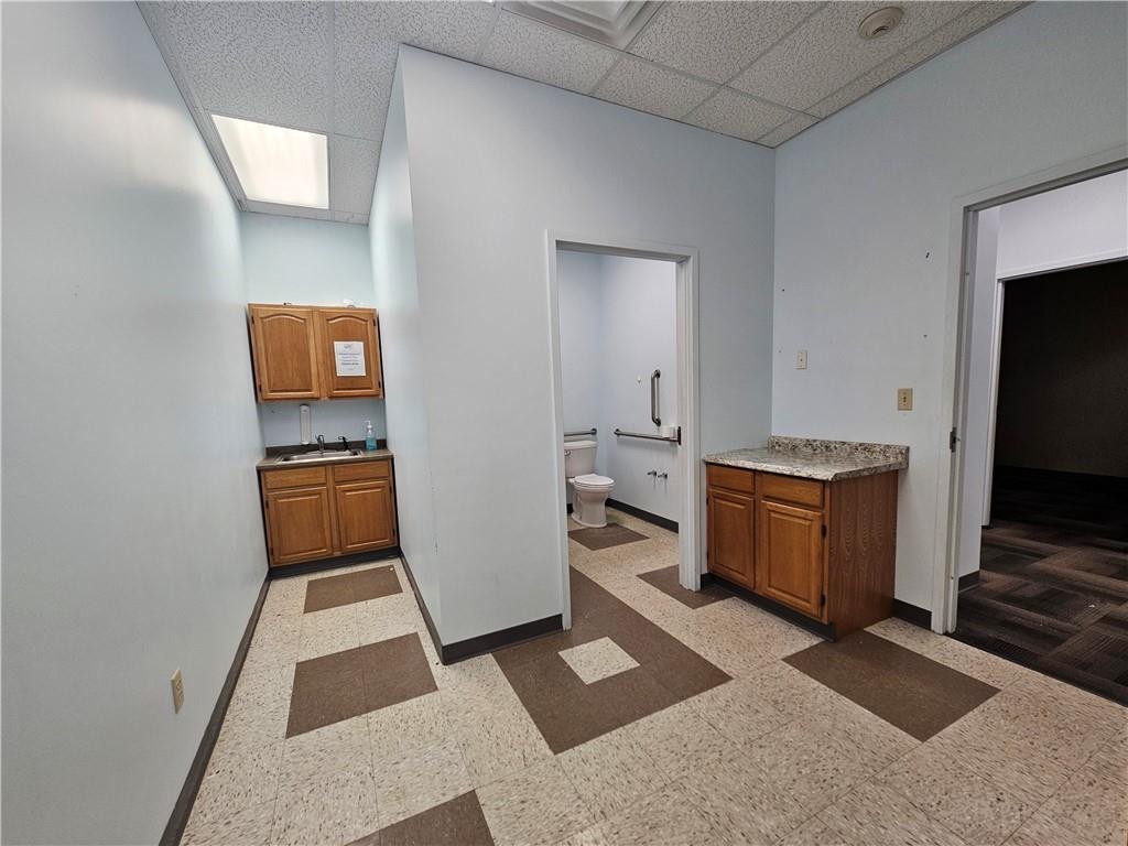 2435 Nooseneck Hill Road Unit A-5 Property Photo 12