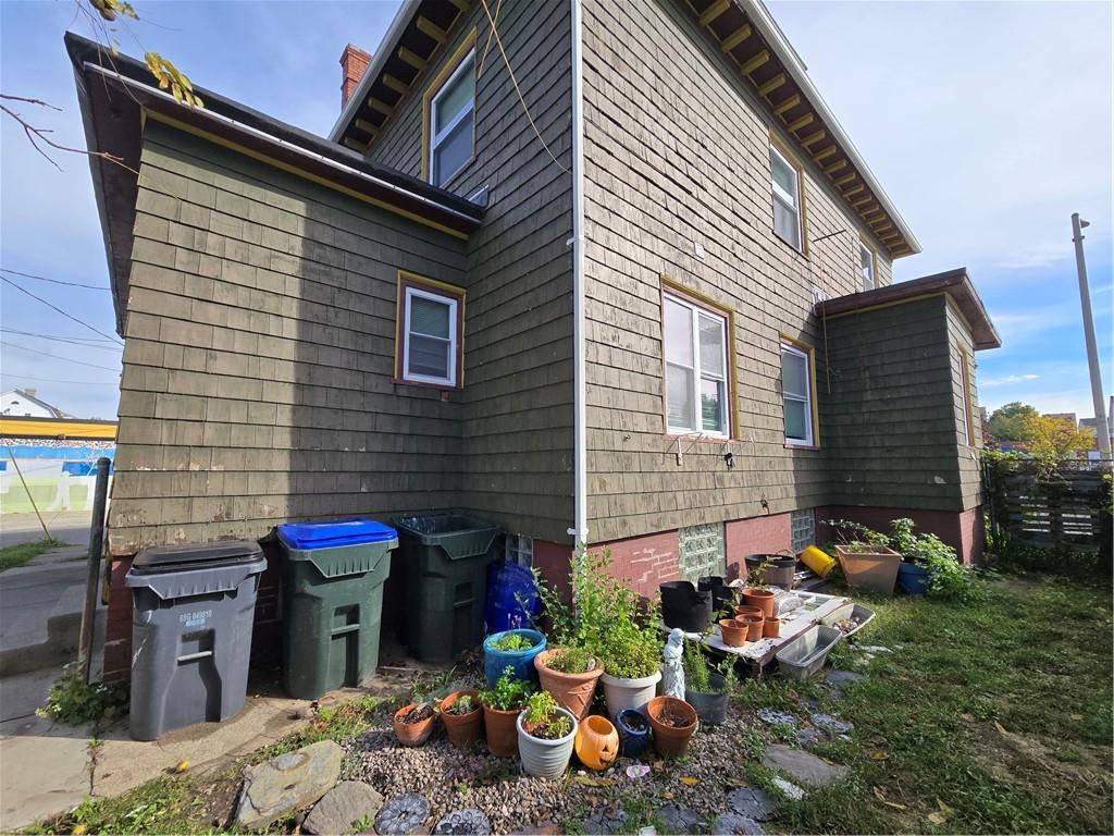 217 Elmwood Avenue Property Photo 20