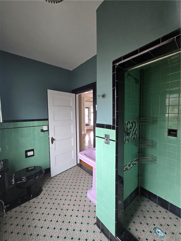 217 Elmwood Avenue Property Photo 37