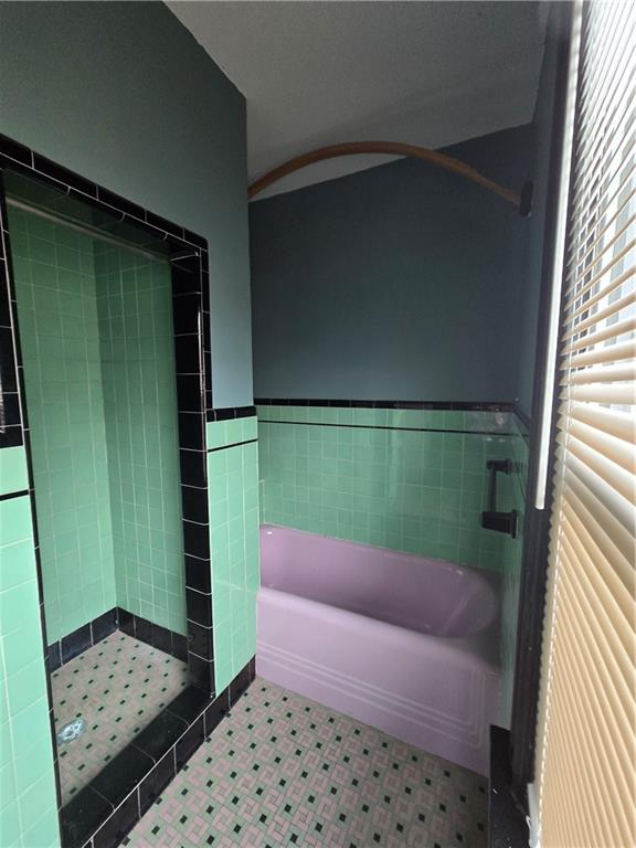 217 Elmwood Avenue Property Photo 38