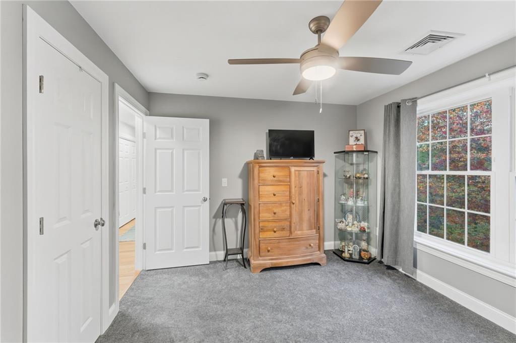 1504 Hunting Hill Drive Property Photo 26