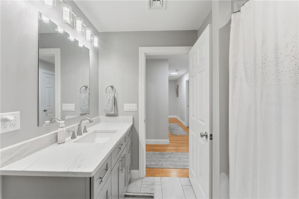 1504 Hunting Hill Drive Property Photo 27