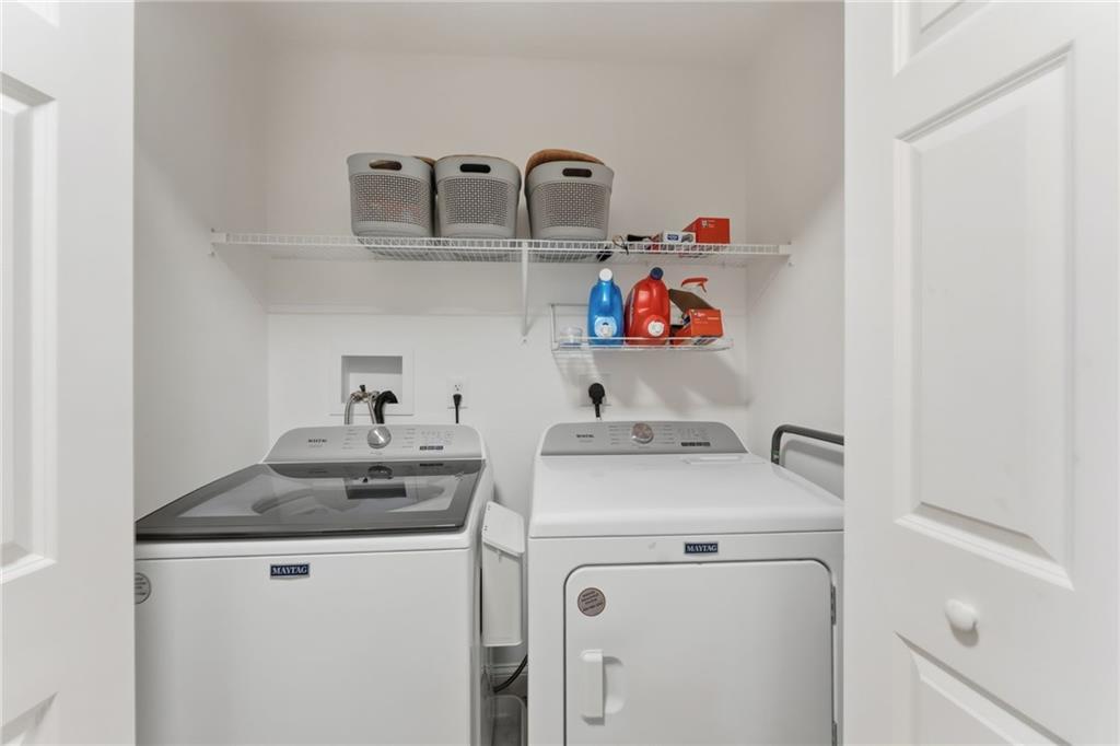 1504 Hunting Hill Drive Property Photo 31
