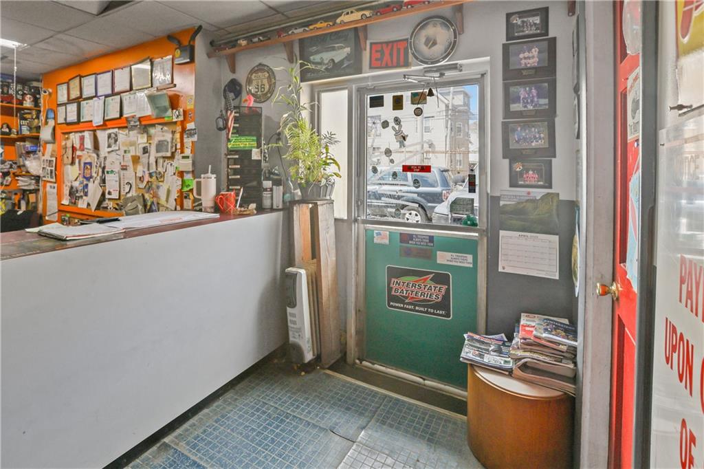 19 Benefit Street Property Photo 22