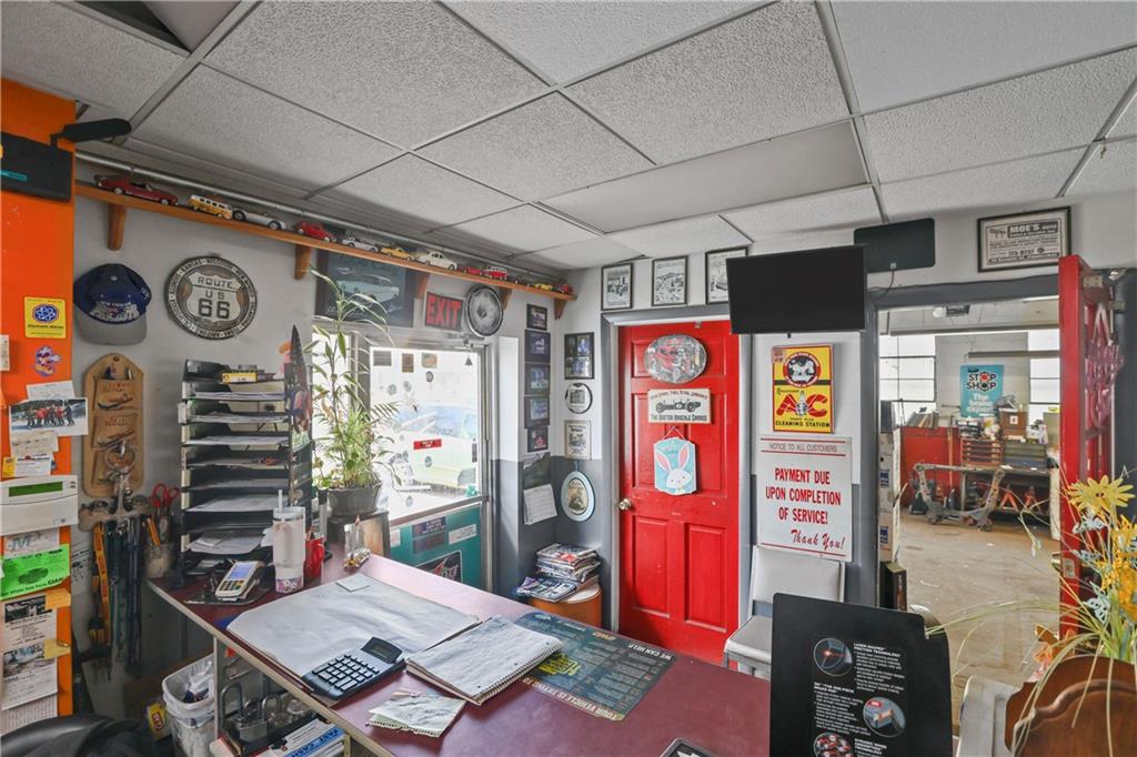 19 Benefit Street Property Photo 24