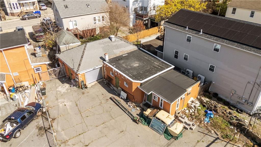 10 Julian Street Property Photo 1