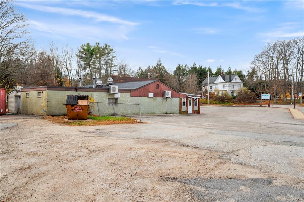 405 Church Street Property Photo 7