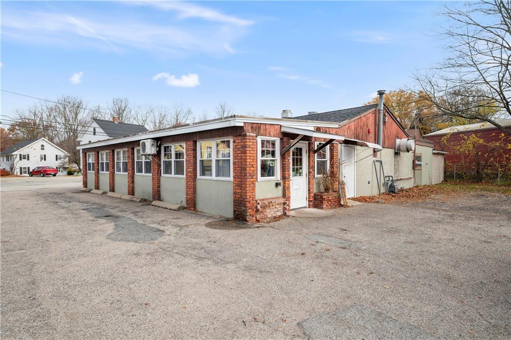 405 Church Street Property Photo 9