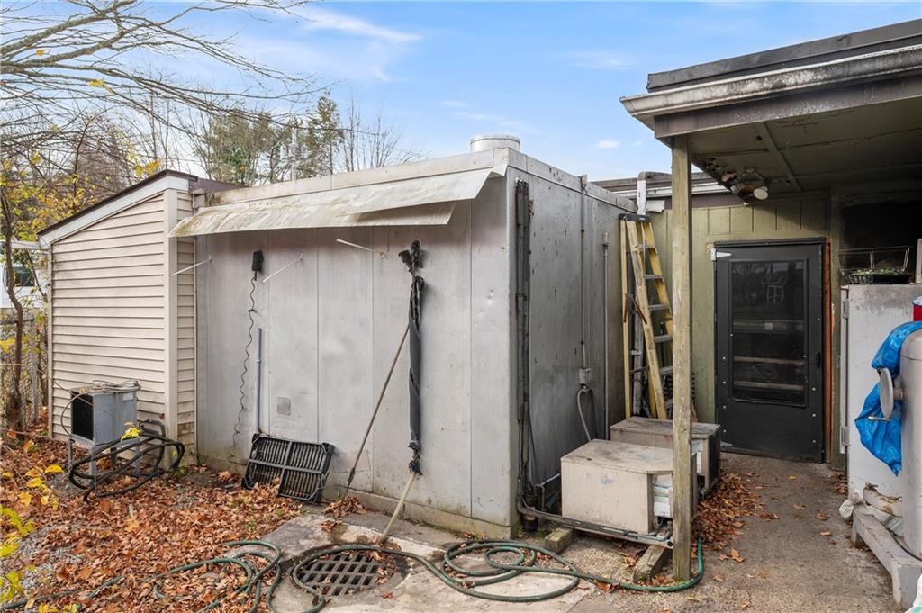 405 Church Street Property Photo 44