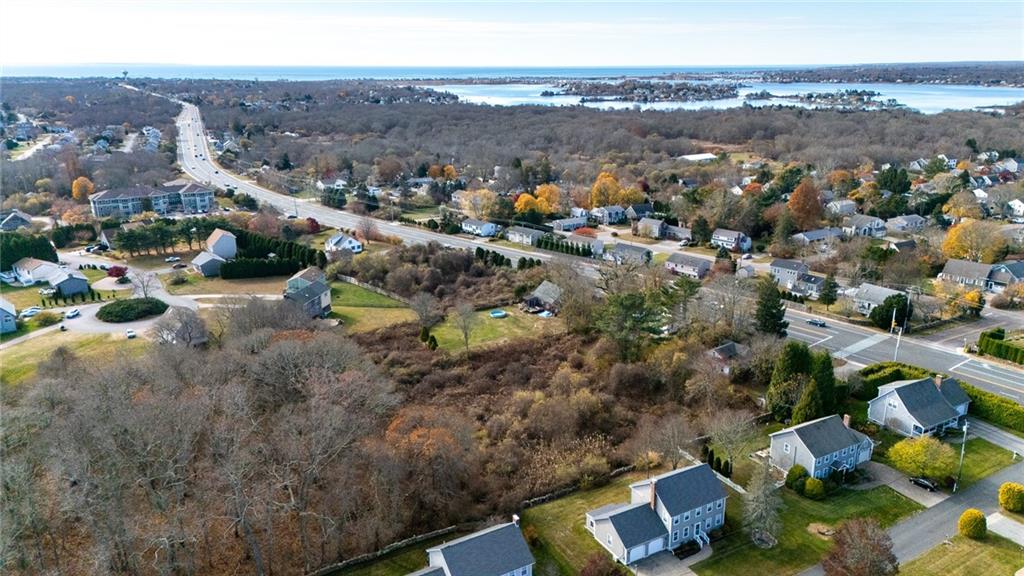576 Point Judith Road Property Photo 2