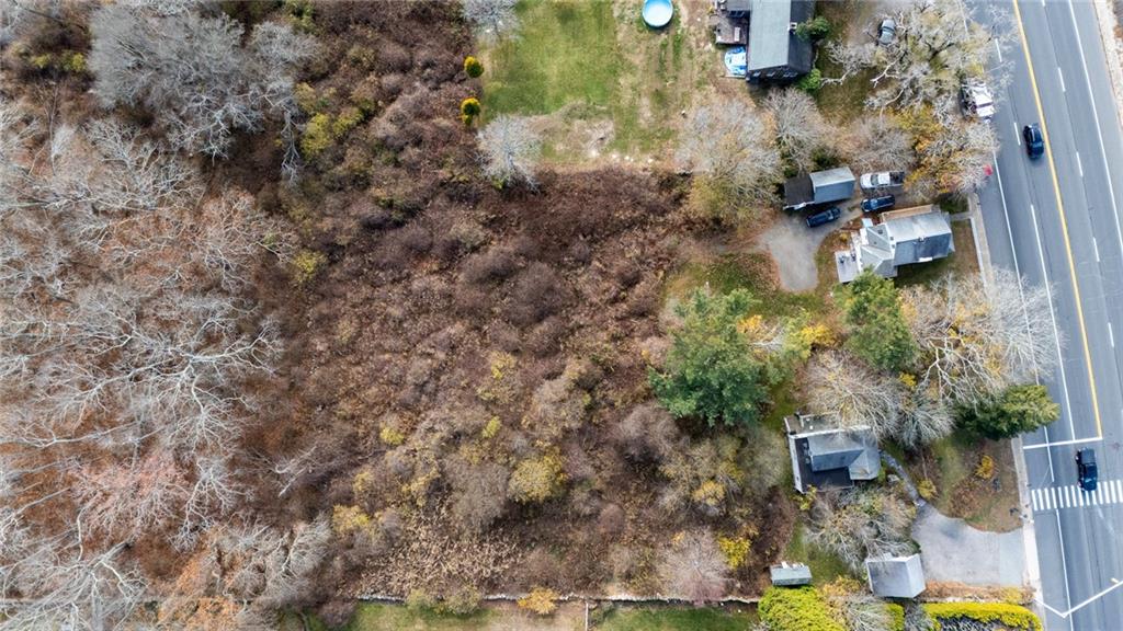 576 Point Judith Road Property Photo 3