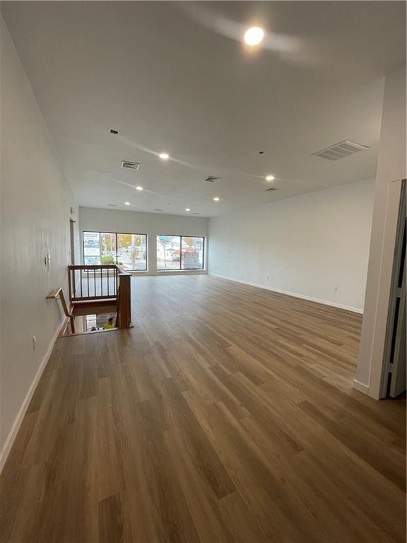 1410 R Mineral Spring Avenue Unit 1a Property Photo 8