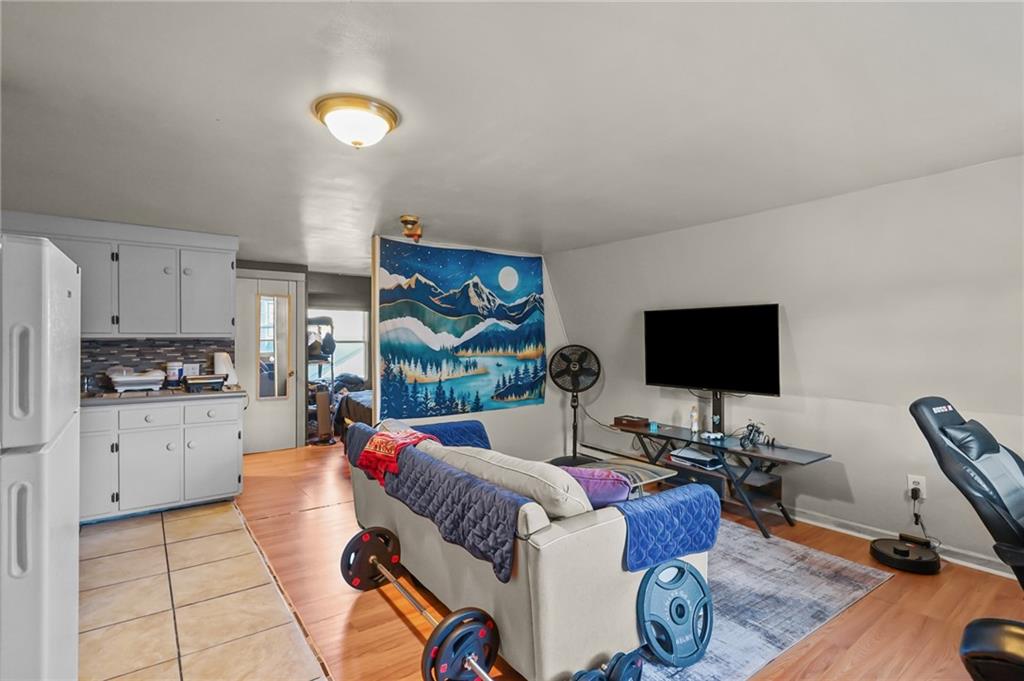100 Fortin Street Property Photo 18