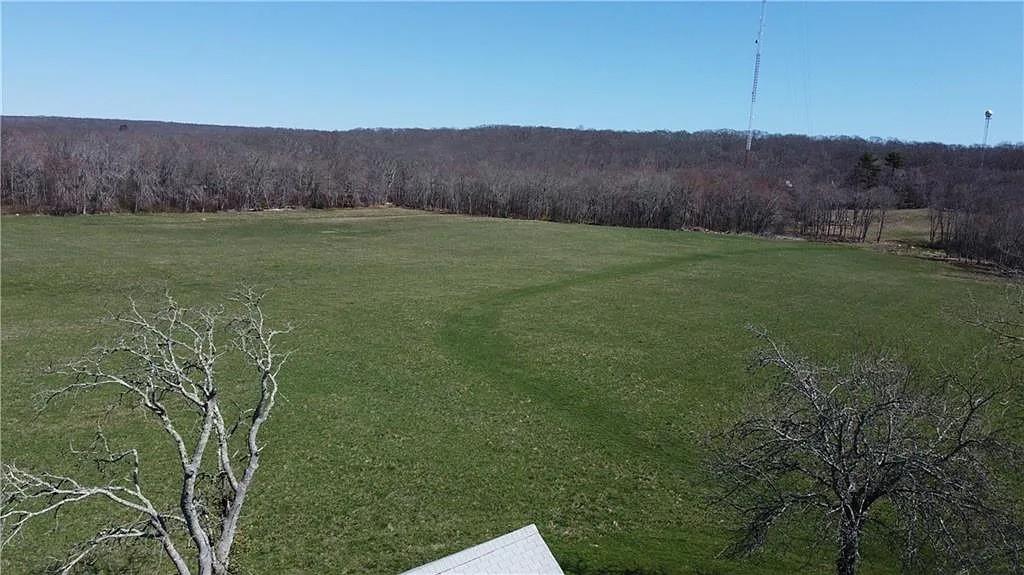 3118 Main Road Property Photo 3