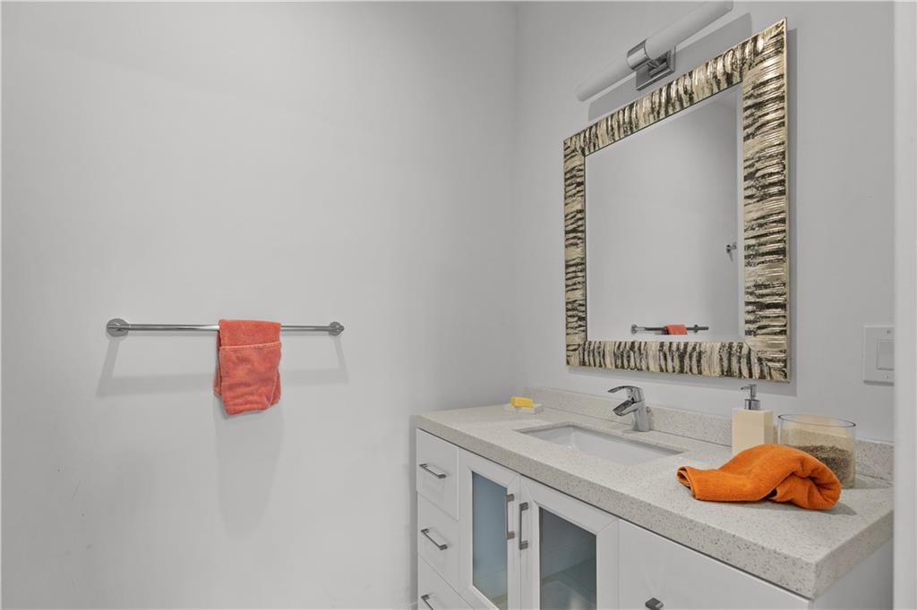 27 Weatherly Avenue Property Photo 11