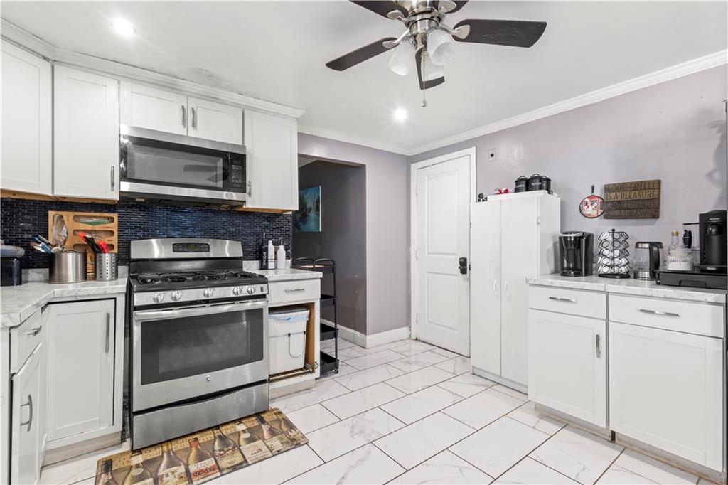 236 Gallatin Street Property Photo 2