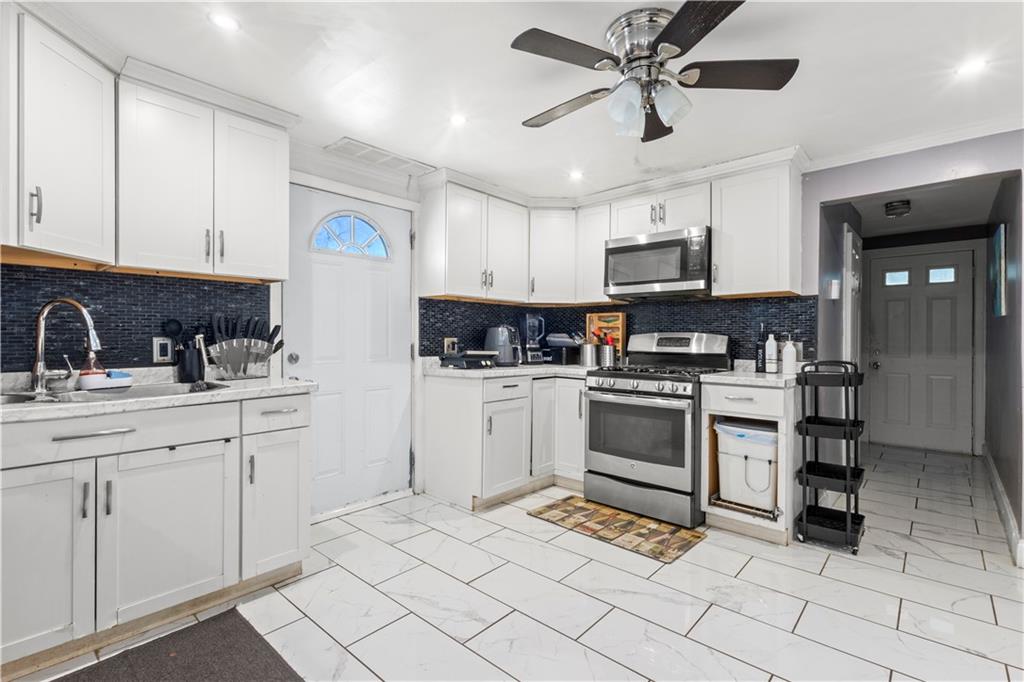 236 Gallatin Street Property Photo 5