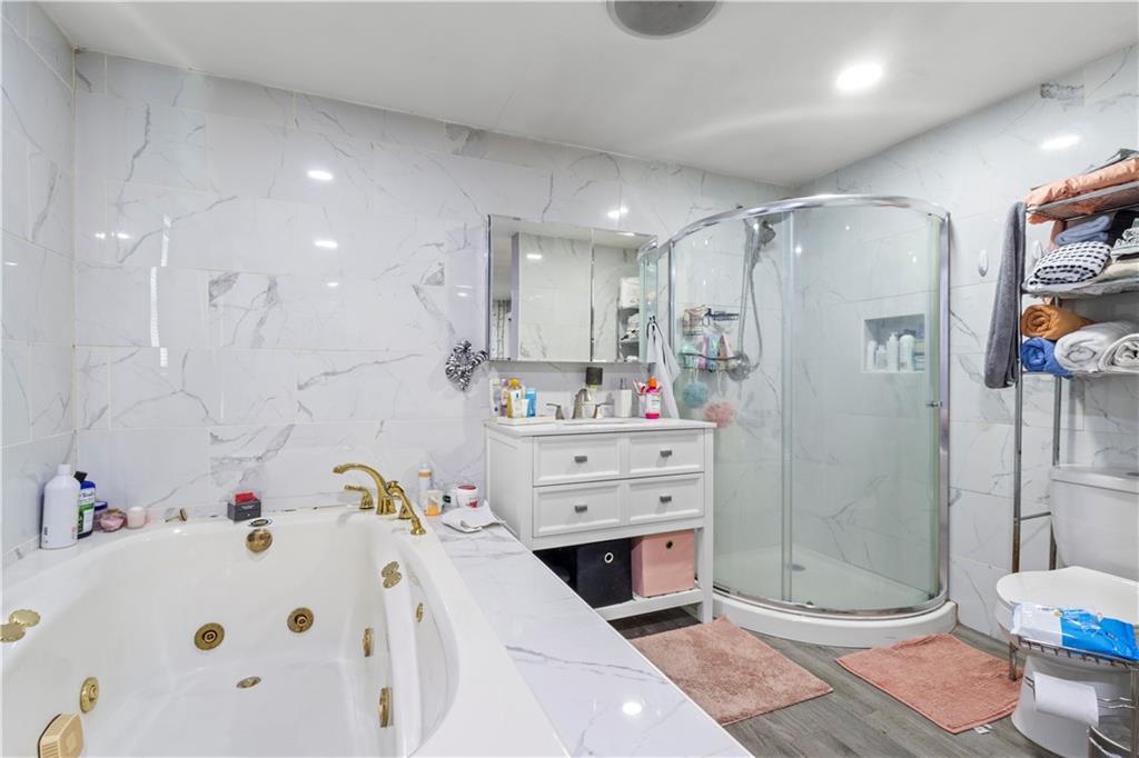 236 Gallatin Street Property Photo 19