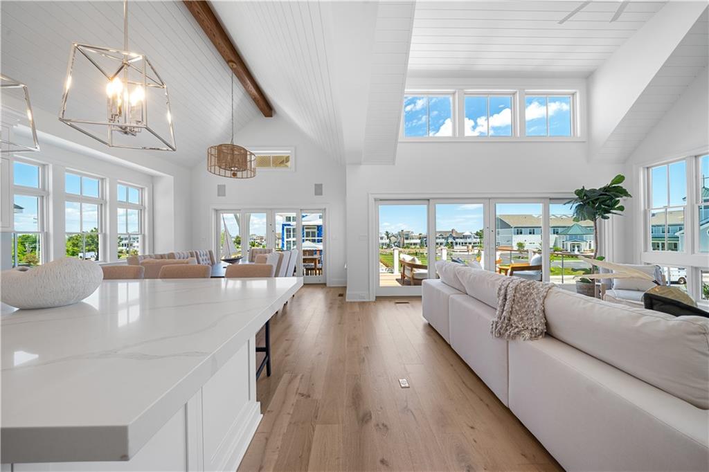 811 Ocean Road Property Photo 7