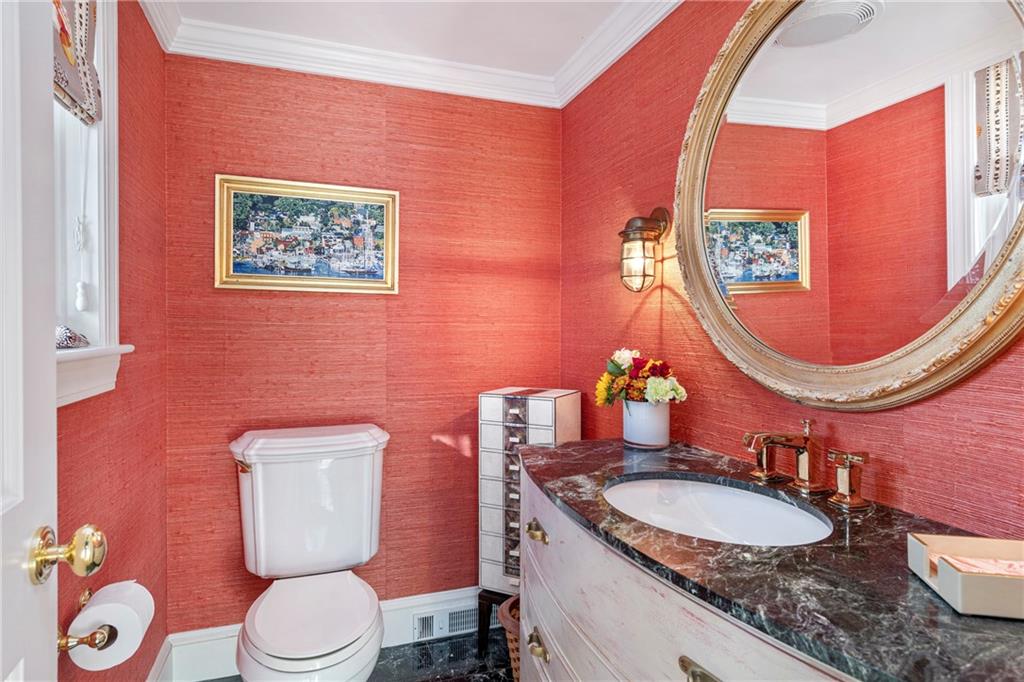 2 Harbor View Drive Property Photo 32