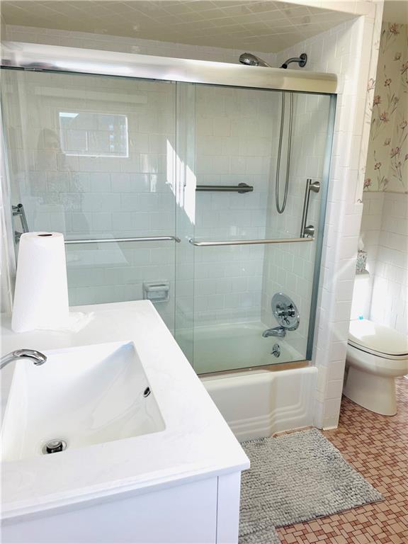 241 Huxley Avenue Property Photo 5