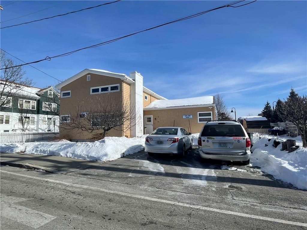 241 Huxley Avenue Property Photo 10