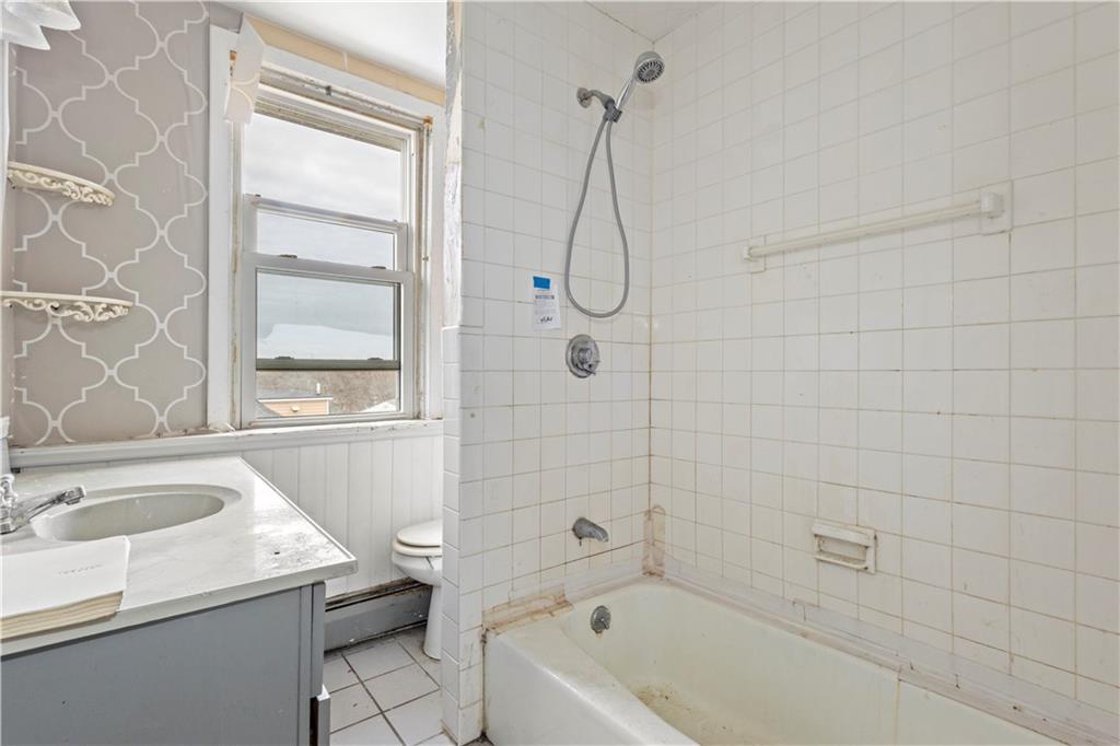 73 Wainwright Street Property Photo 23