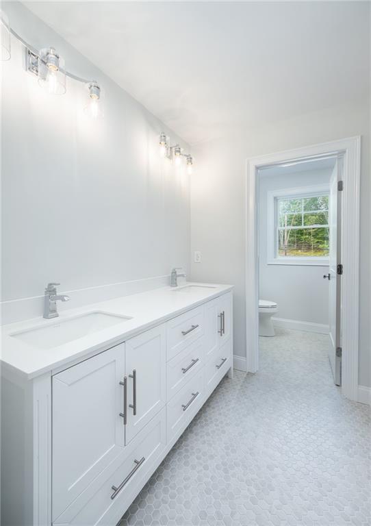 3 Upper Farm Way Property Photo 23