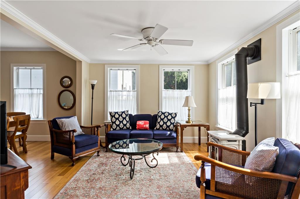 6 Gladding Court Unit 1 Property Photo 2