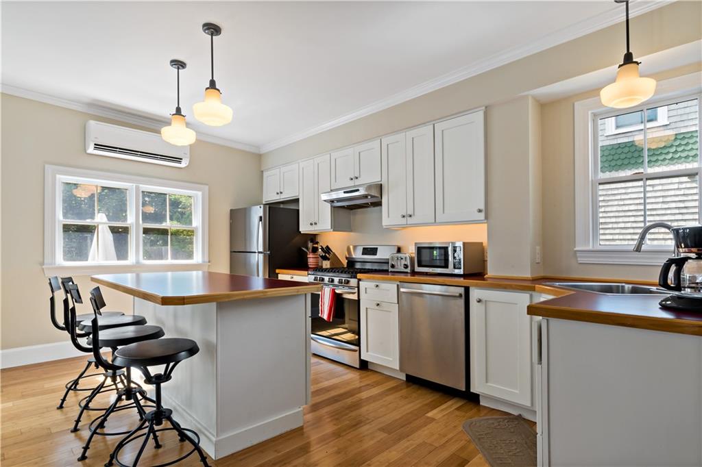 6 Gladding Court Unit 1 Property Photo 10
