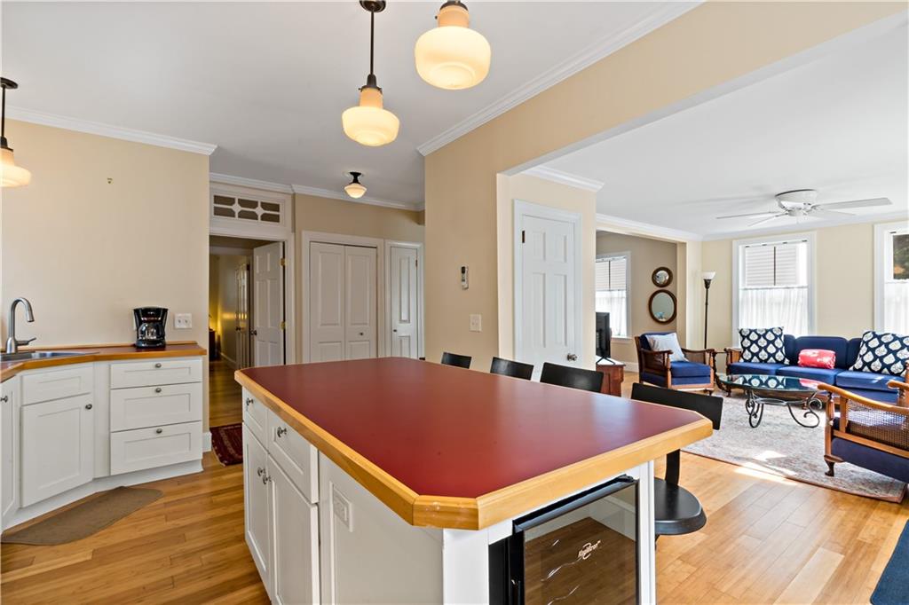 6 Gladding Court Unit 1 Property Photo 6