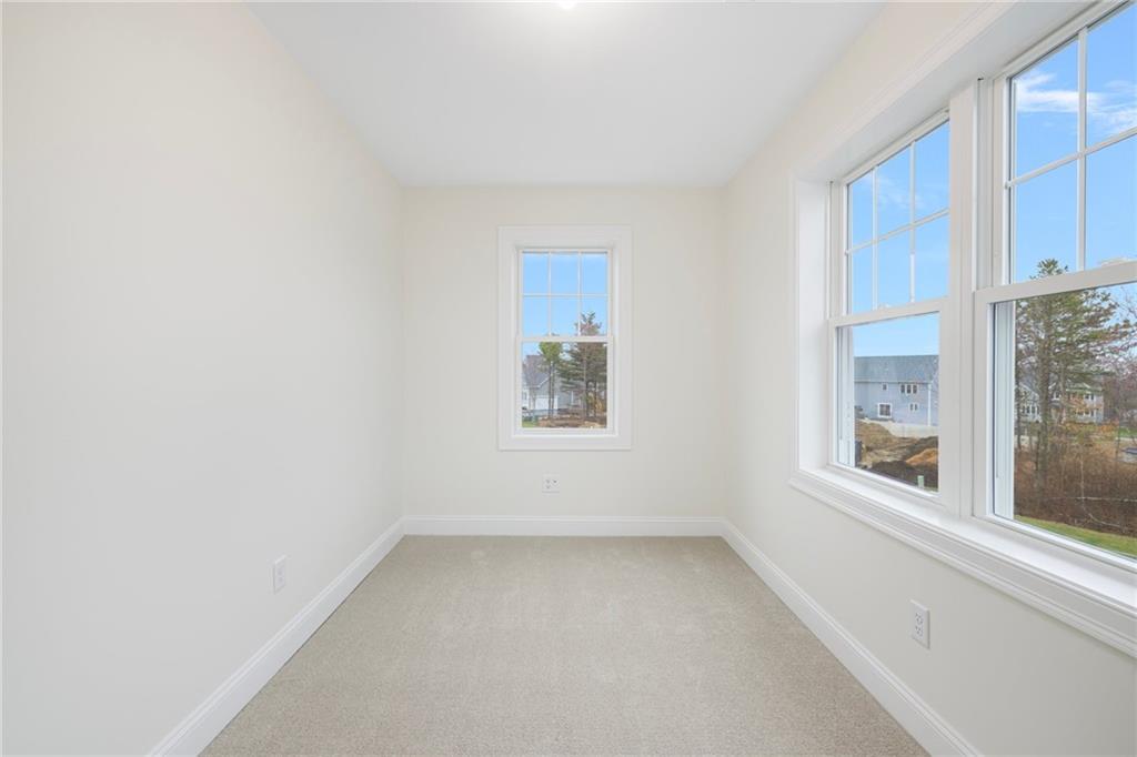 74 Cardinal Road Property Photo 23
