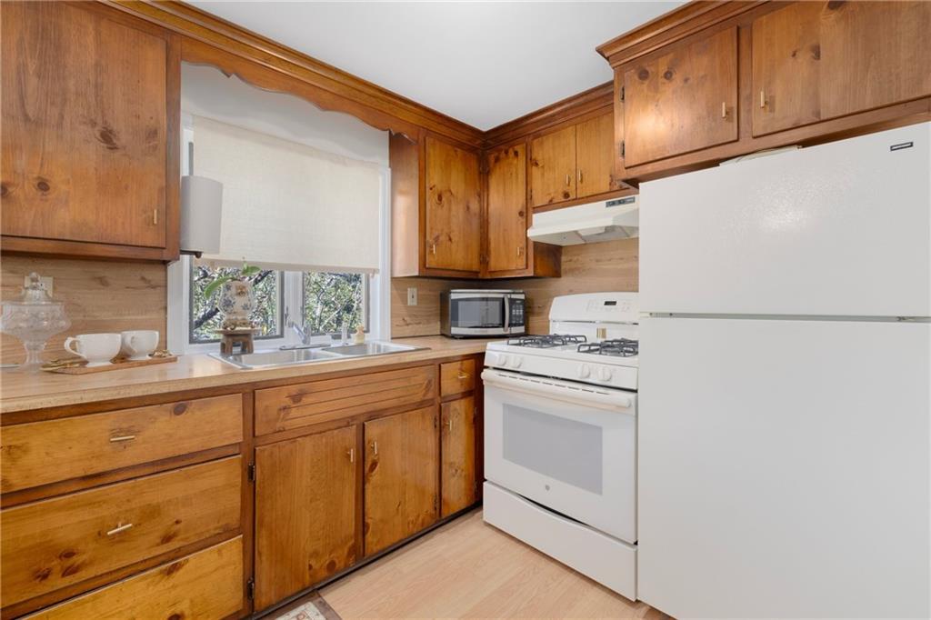 45 E Street Property Photo 5