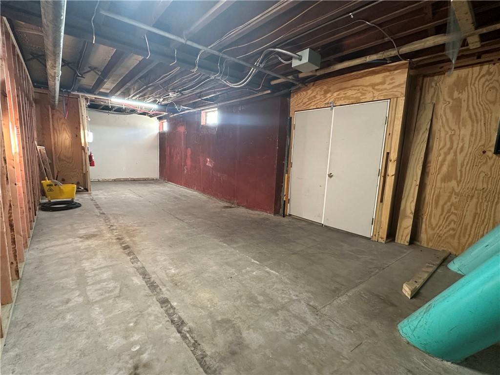 1296 Park Avenue Property Photo 6