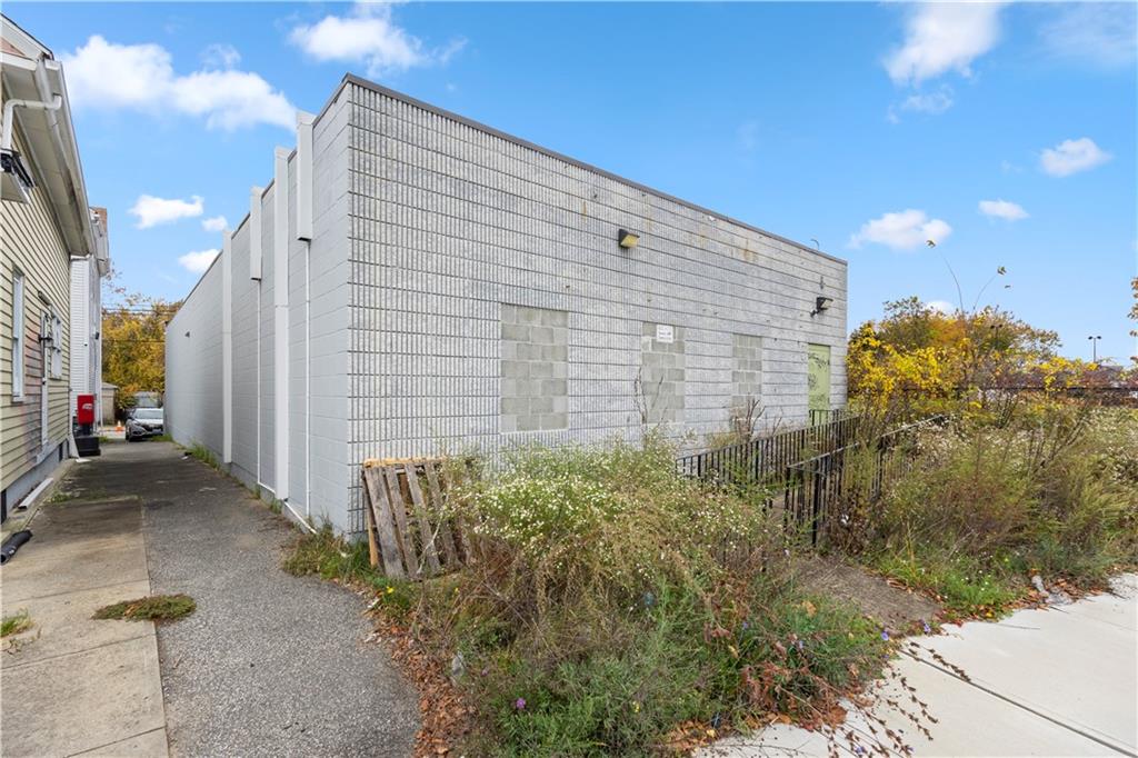 39 De Soto Street Property Photo 4