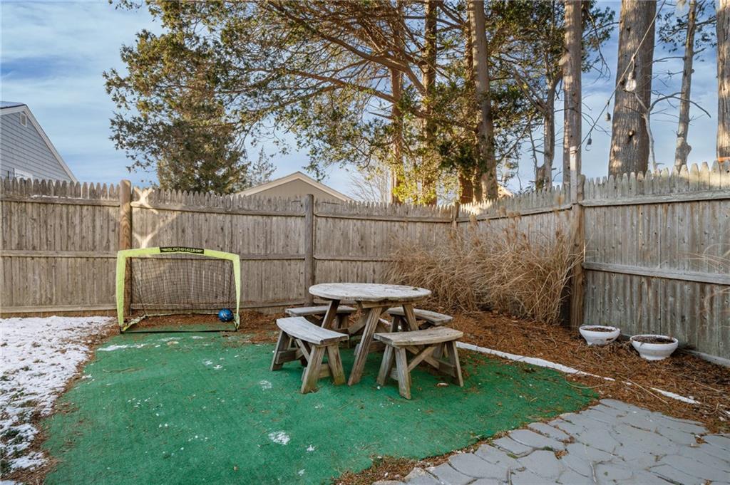 51 Smythe Street Property Photo 27