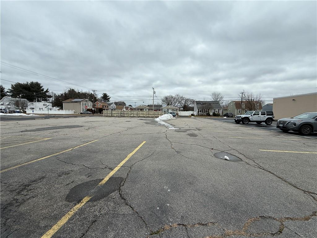 223 Newport Avenue Property Photo 18
