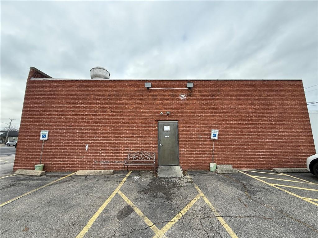 223 Newport Avenue Property Photo 19
