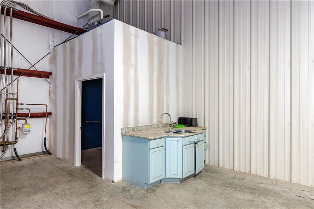 75 Division Road Unit 1 Property Photo 5