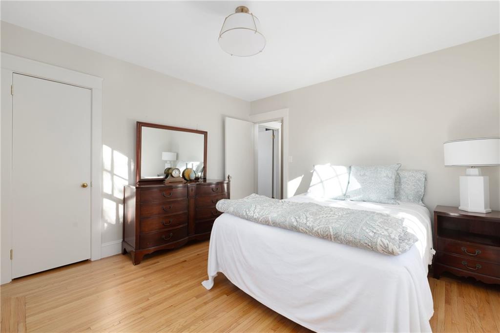 9 White Terrace Property Photo 21